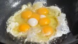 Cơm chiên trứng - Món ăn đường phố Hàn Quốc - Thư Viện Tri Thức Plus