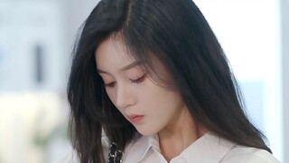 [Short play] A house becomes a home when the light is on in the kitchen.