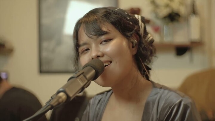 See You On Wednesday | Gavendri - A Lil Longer ( Live Session)