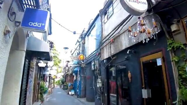 Tokyo Shinjuku 👍 Exciting Town 💖 Break Time #shorts 💖