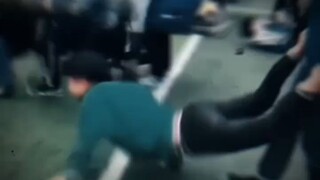 “我避他锋芒”