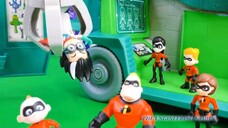 The Incredibles versus Romeo In the PJ Masks Mobile Lab