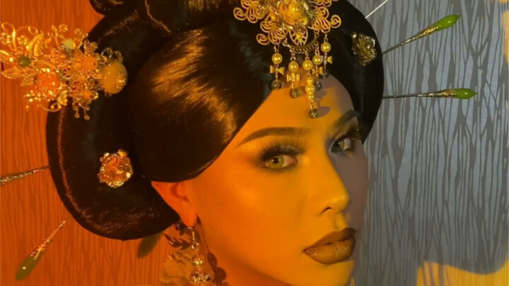 Teacher Ka seems to have caught the Emperor’s attention—whether you get to meet the Emperor depends 