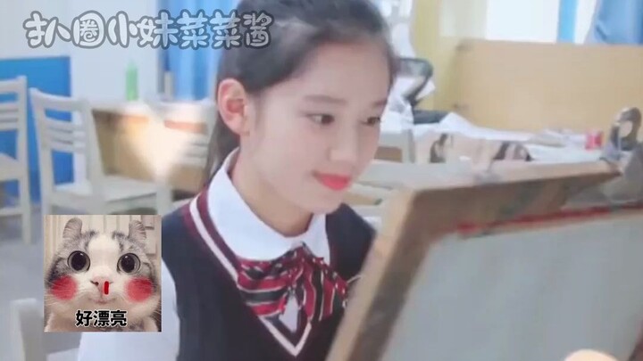 Video Promosi Seragam Sekolah Baru Zhang Jingyi saat SMP/SMA