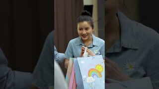จะเอาคนใบ้มาเป็นแฟนทำไม เป็นภาระซะเปล่าๆ
