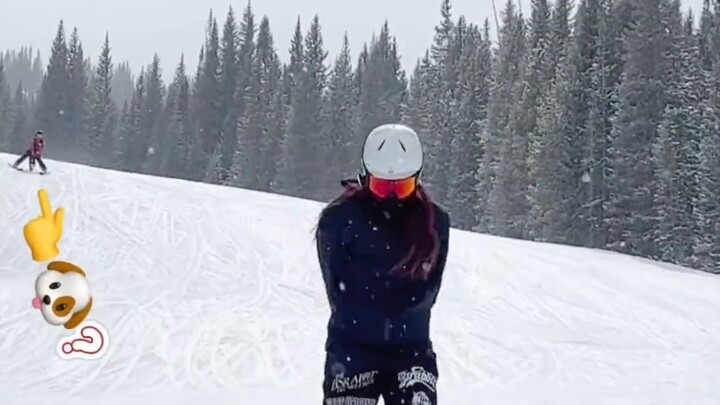 【Chen Ayou】Skiing and flipping while dancing to the rabbit song! Twice-Set Me Free