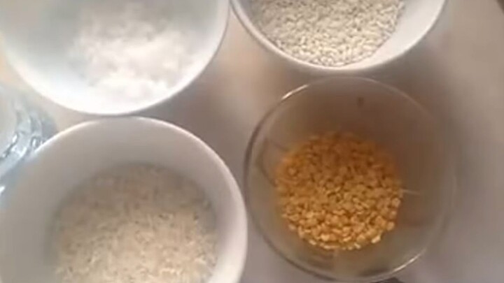 Cách làm muối rang để chế biến các món gà rang muối, ếch rang muối...