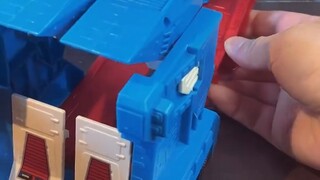 Phiên bản đầy đủ - Ultra Magnus