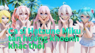 Ca sĩ Hatsune Miku
tận hưởng khoảnh khắc thôi