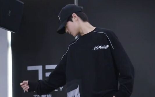 【Zhang Junhao】"SHEEP" COVER - Precise Audiovisual Correction - Let's See What It Means to Be a Dance