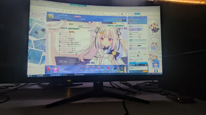 Ponselku sudah kehabisan kuota, jadi cuma bisa nonton di warnet 🥬, sawi putih itu lucu banget