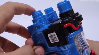 Lalu kenapa side story ini muncul di Bandai DX Kamen Rider BUILD Muscle Galaxy Full Bottle [Uploaded