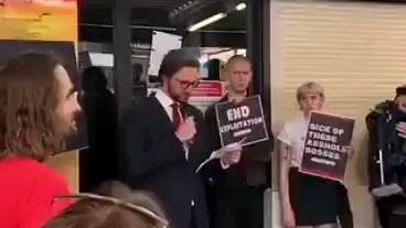 Chinese student worker kicked away by Chinese employer over unpaid wages; Australian union stands up