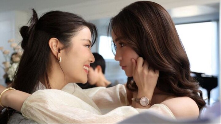 14 minutes of kisses GinJay