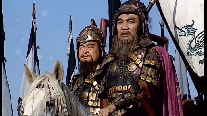 In the Battle of Hanzhong, Cao Cao suffered a devastating defeat, and Liu Bei’s power reached its ze