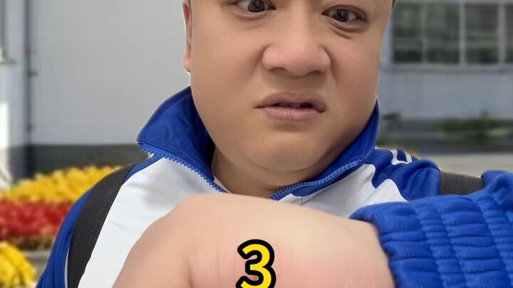 Zhao Xinhao doesn’t have a power bank!
