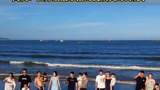 五个好哥们旅游同时晒幸福，5位妻子和7个儿女向他们奔来