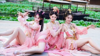 "Tolong! Gerakan tari Kakak Qixiu begitu mulus, setiap frame-nya menghantam hatiku...!"