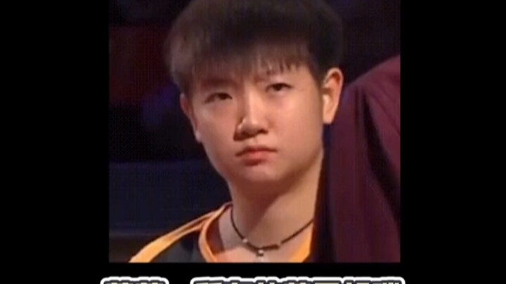 I’m dying of laughter at how Mima Ito reacts when seeing Sasha win the match!