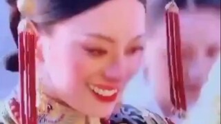 I can't look directly at this special effect hahaha