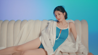 Kwon Eunbi Iklan Baju Renang Korea