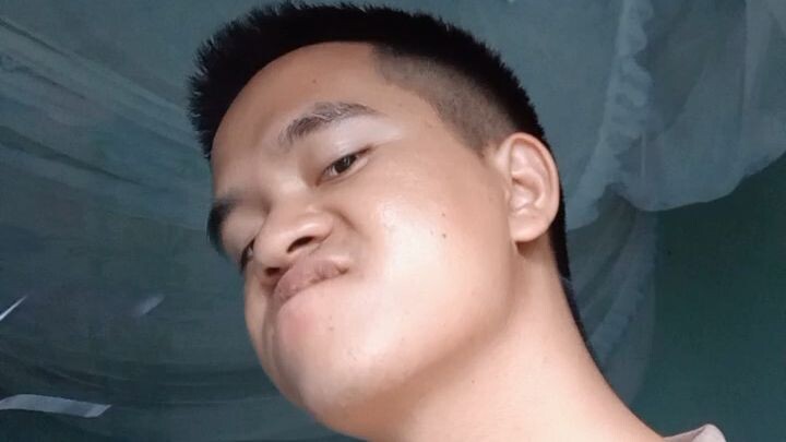 Lỗi tý thôi mà 😂