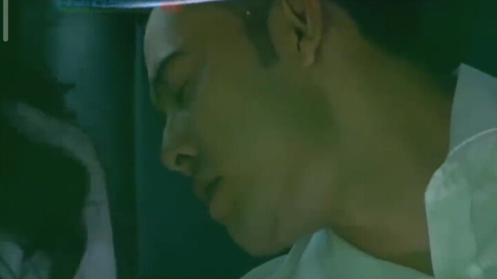 Zul Ariffin : 18+ Kasih Bersulam Daun Palas