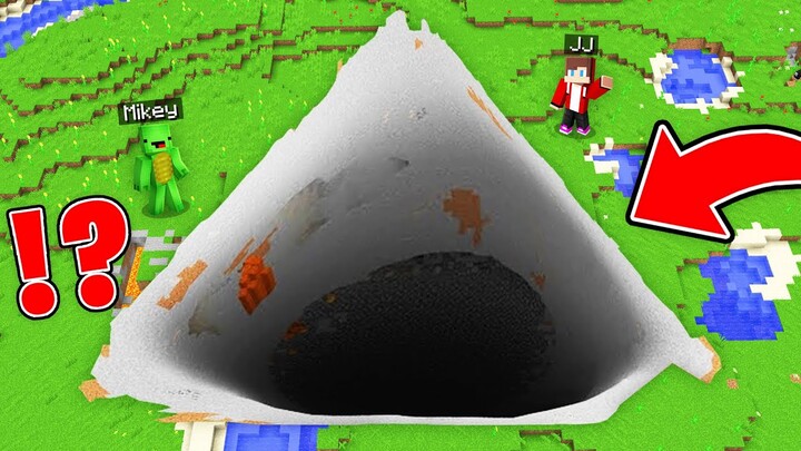 JJ and Mikey Found THE BIGGEST TRIANGLE PIT in Minecraft Maizen!