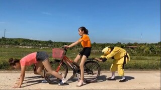 เล่นกับคนสวย