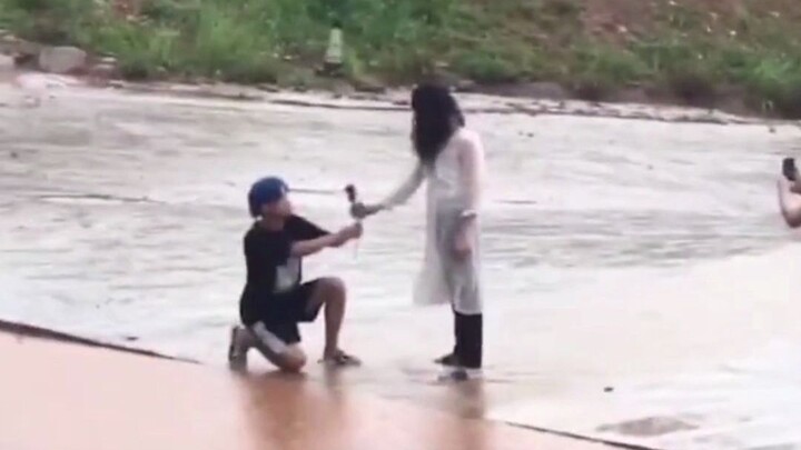 How many people go to the gym not to actually work out?