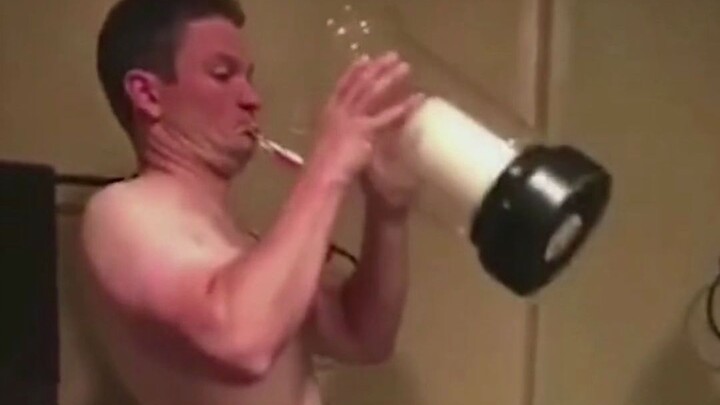 เหมือนเธอดื่มหนักเลย