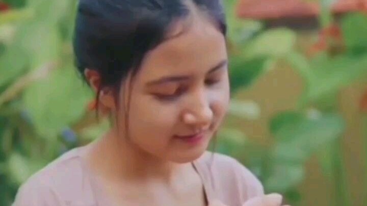 ayo gaes kita pake bedak azhaire