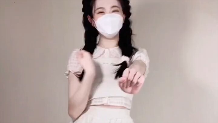 Lin Nan's horseback riding is so beautiful