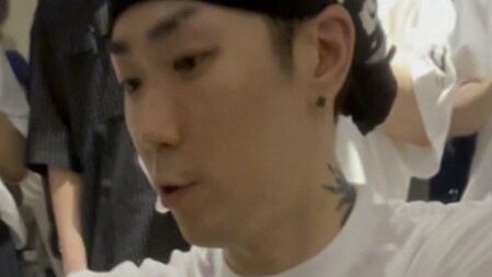 HOAN teaches you how to wrap a headscarf! Make a lot of money!