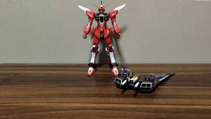 Bandai MG Infinite Justice