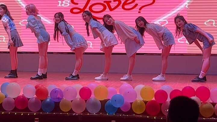 What is love at the graduation party Goodbye, Huashi