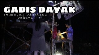 SENGATAN BAHAYA❗gadis Dayak disengat lebah (kerawai) , kondisi hutan yang gelap di kalimantan