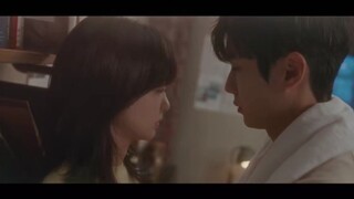 แมวกล้ามาก! ใครบ้า! ฉันบ้า! คืนนี้อย่าแม้แต่จะนอน! -