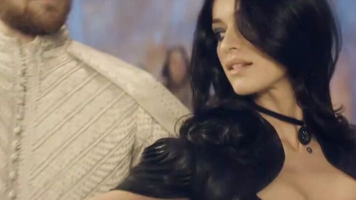 女巫为侍奉国王，甘愿献出自己的子宫