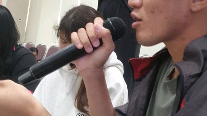 รู้จักเพื่อนใหม่กันนะเธอ