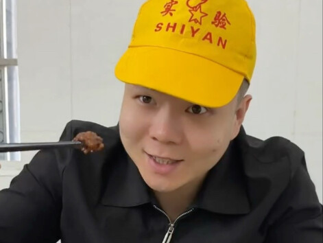 أنا أحبّ شوي اللحم أكثر شيء!