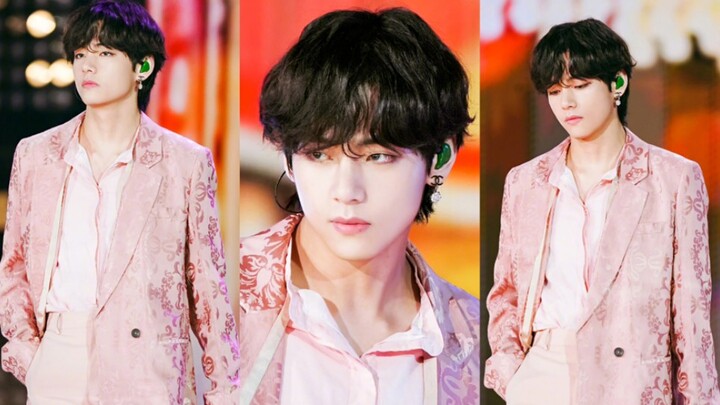 【Kim Taehyung】Kumpulan adegan Kim Sang Jaya berjalan dengan gaya khas, serasa sedang runway supermod