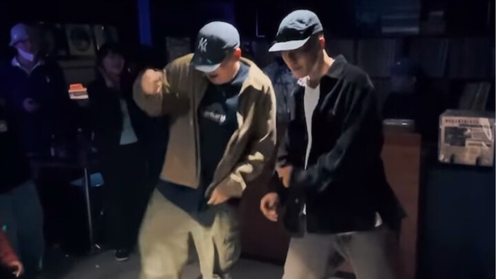 这种underground的氛围拒绝不了！！！