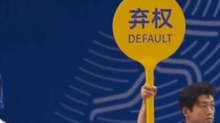 Suýt nữa thì trực tiếp rời sân rồi haha