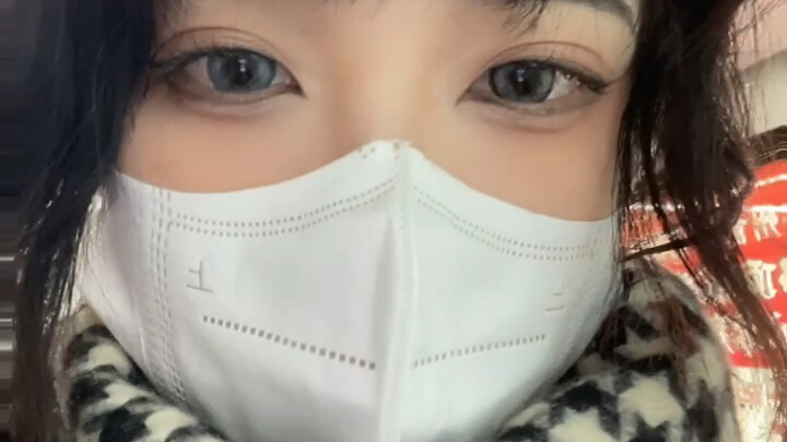 إيقاع إيجات [مغرور]: نفاذ بطارية الهاتف، ولم أحفظ مكوّنات الساق التي صنعتها، اللعنة. اكتشفت ذلك فقط 