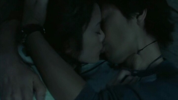 [Movie&TV] [Adegan Ciuman Panas] Berciuman Mesra di Atas Ranjang