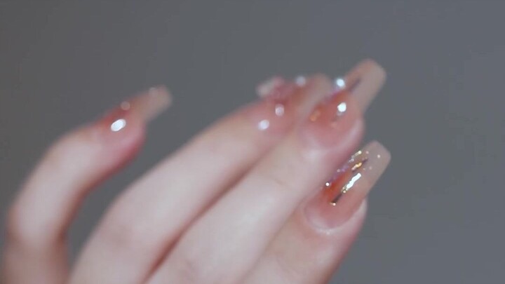 บทเรียนทำเล็บสไตล์จีนโบราณชวนฝัน ณ แสงไฟระยิบระยับ