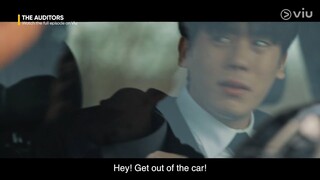 Shin Ha Kyun Fights all the Bad Guys | The Auditors EP 1 | Viu [ENG SUB]