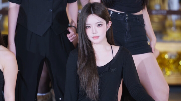 Lần đầu làm vũ công phụ họa – Làm vũ công phụ họa thay đổi tạo bất ngờ cho sinh nhật của Kim Hyun-ah