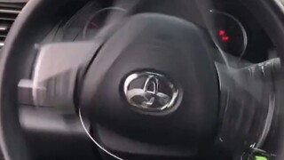 العطل الفادح الذي واجهه ميكانيكي السيارات، قال العميل أن عجلة القيادة كانت تدور من تلقاء نفسها